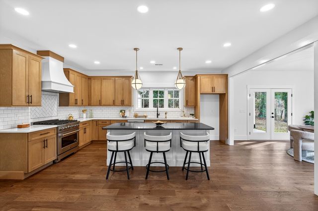 115 Edgecombe Road, Spartanburg, SC 29307