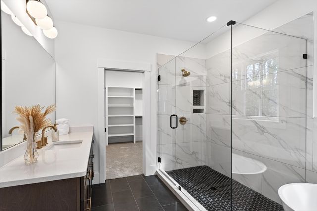 115 Edgecombe Road, Spartanburg, SC 29307