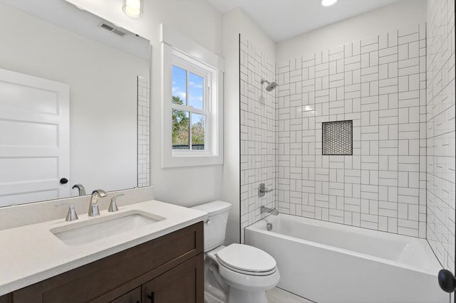 115 Edgecombe Road, Spartanburg, SC 29307