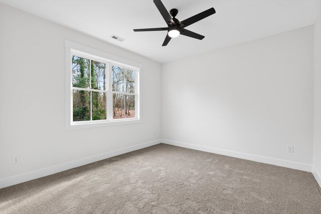 115 Edgecombe Road, Spartanburg, SC 29307