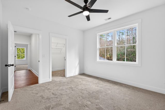 115 Edgecombe Road, Spartanburg, SC 29307