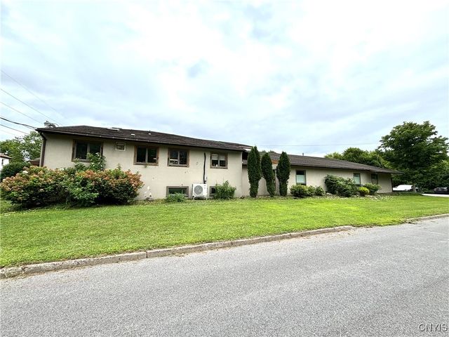 50 Wallace Avenue, Auburn, NY 13021