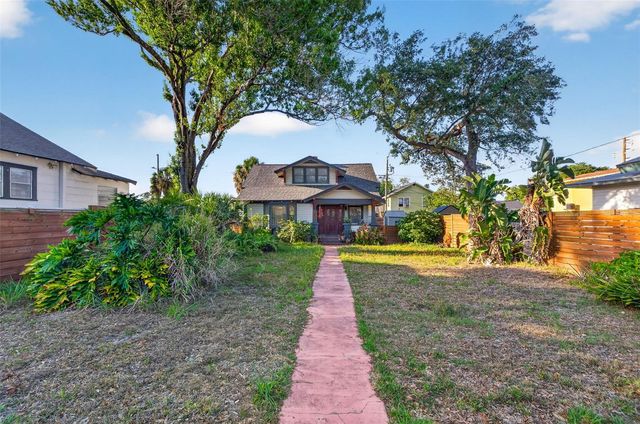 2419 DARTMOUTH AVENUE N, St Petersburg, FL 33713