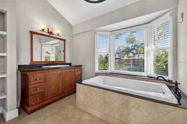 2419 DARTMOUTH AVENUE N, St Petersburg, FL 33713
