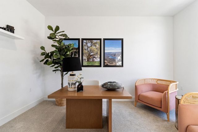 2283 N Argyle Avenue, Clovis, CA 93619