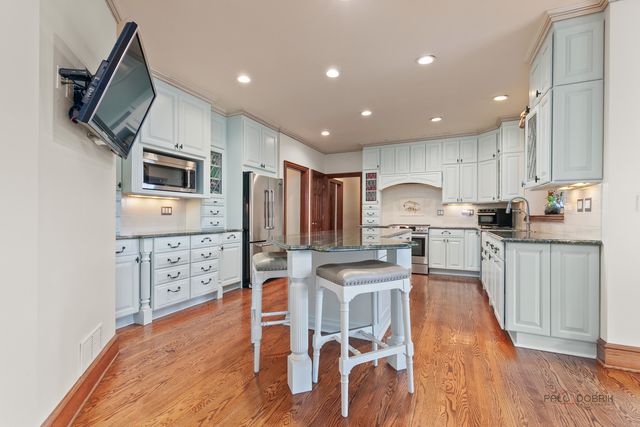 1441 Kathryn Lane, Lake Forest, IL 60045