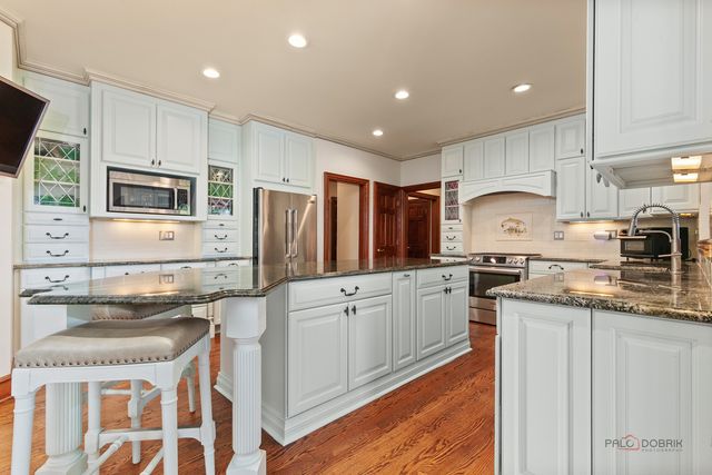 1441 Kathryn Lane, Lake Forest, IL 60045