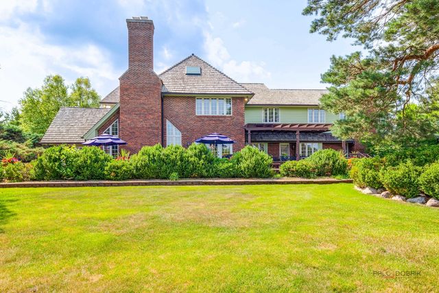 1441 Kathryn Lane, Lake Forest, IL 60045