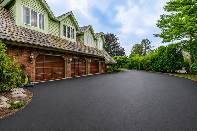 1441 Kathryn Lane, Lake Forest, IL 60045