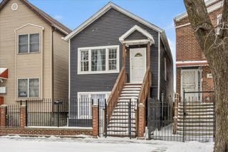617 W 43rd Place, Chicago, IL 60609