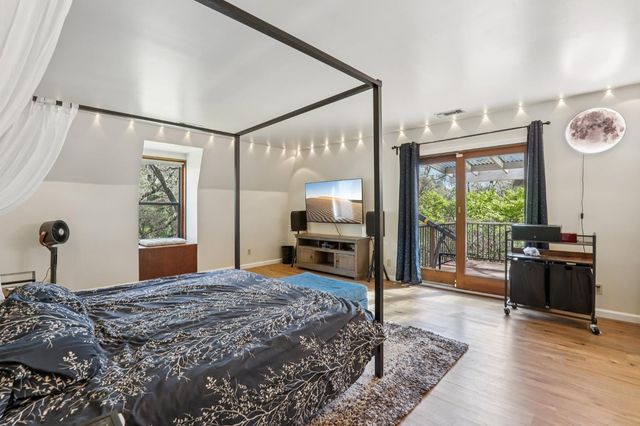 4380 Creekside Dr, Shingle Springs, CA 95682