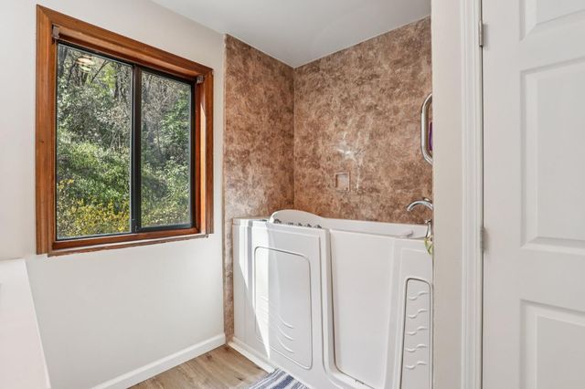 4380 Creekside Dr, Shingle Springs, CA 95682