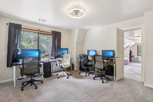 4380 Creekside Dr, Shingle Springs, CA 95682