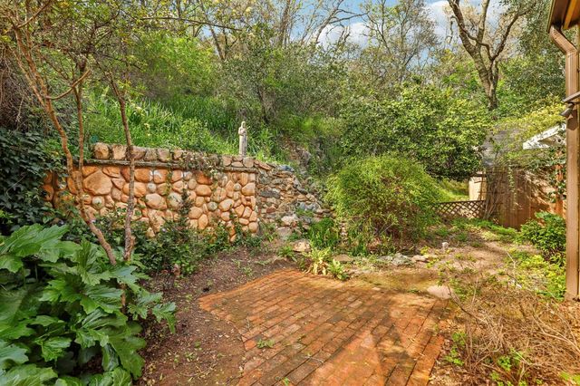 4380 Creekside Dr, Shingle Springs, CA 95682