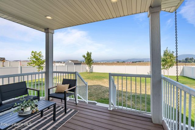 9798 N Heston LOOP, Hayden, ID 83835