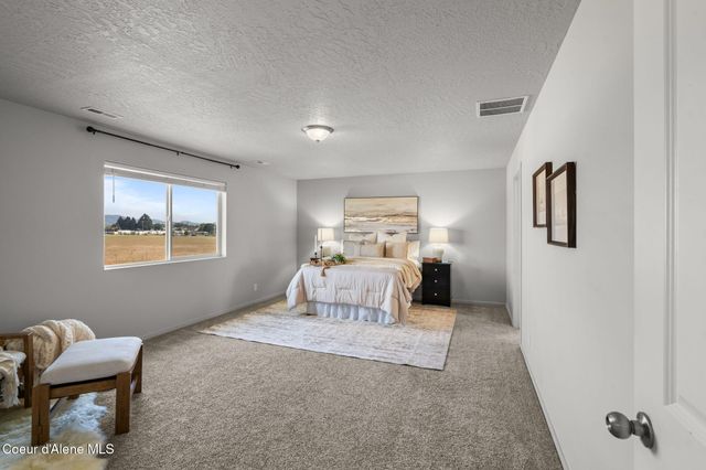 9798 N Heston LOOP, Hayden, ID 83835