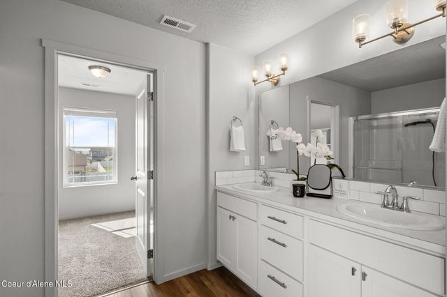 9798 N Heston LOOP, Hayden, ID 83835