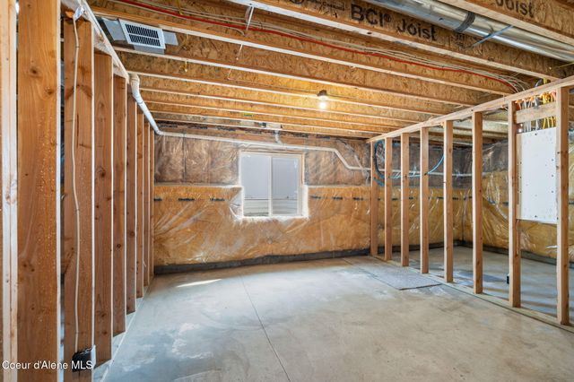 9798 N Heston LOOP, Hayden, ID 83835