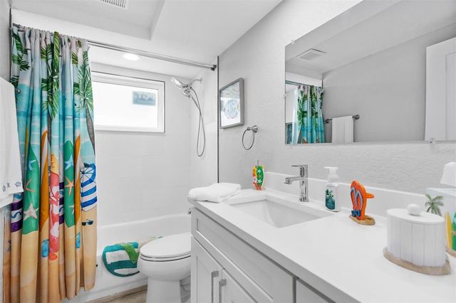 12535 3RD ISLE, Hudson, FL 34667
