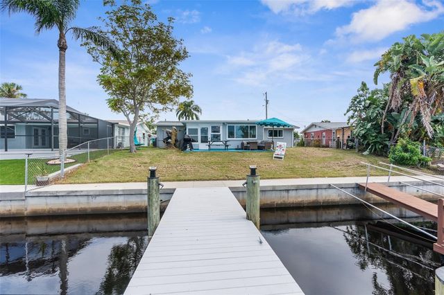12535 3RD ISLE, Hudson, FL 34667