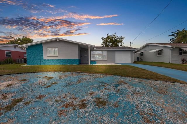 12535 3RD ISLE, Hudson, FL 34667