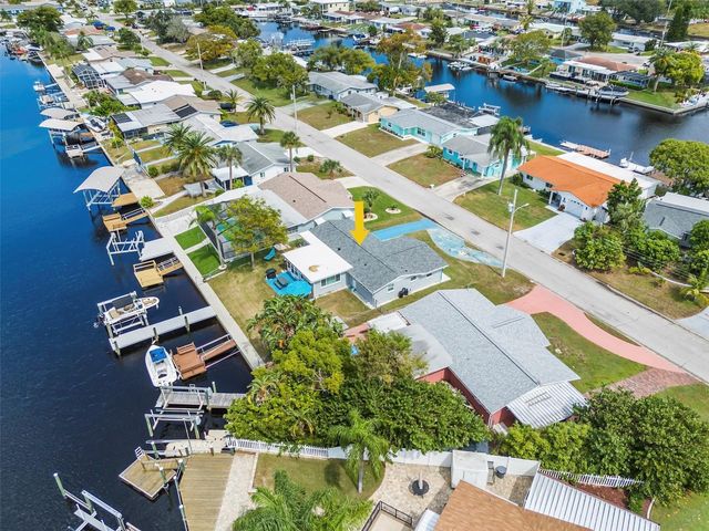 12535 3RD ISLE, Hudson, FL 34667