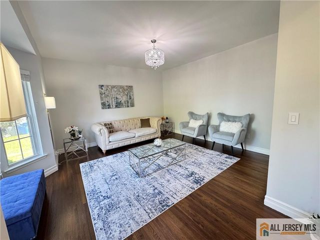 432 Jarrard Street, Piscataway, NJ 08854