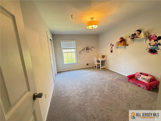 432 Jarrard Street, Piscataway, NJ 08854