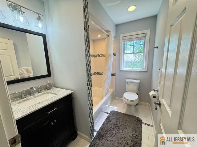 432 Jarrard Street, Piscataway, NJ 08854