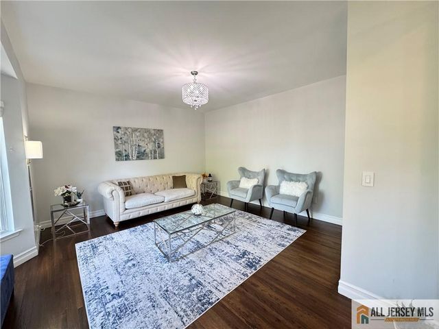 432 Jarrard Street, Piscataway, NJ 08854