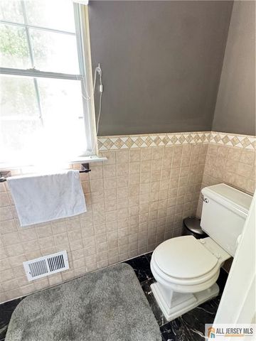 432 Jarrard Street, Piscataway, NJ 08854