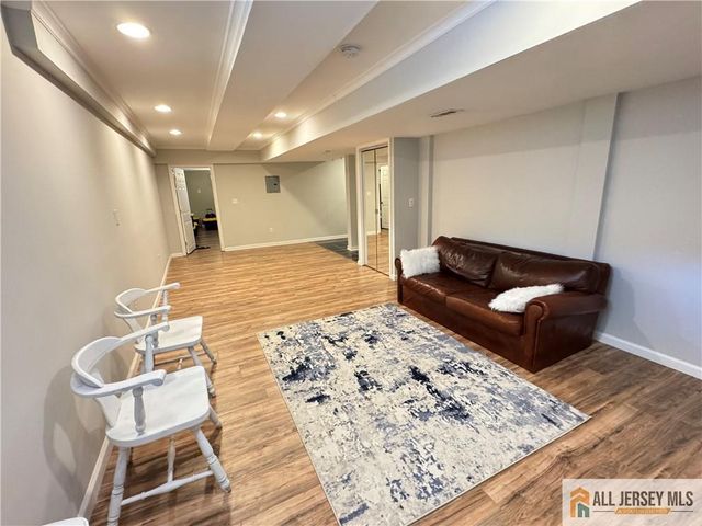 432 Jarrard Street, Piscataway, NJ 08854