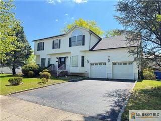 432 Jarrard Street, Piscataway, NJ 08854