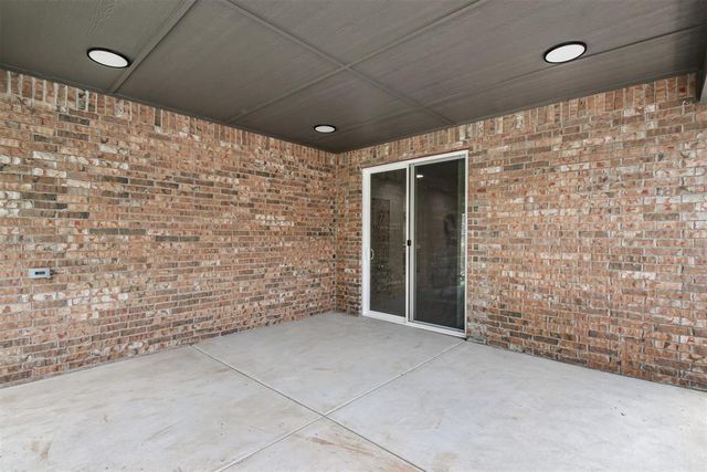 2039 Turtle Creek Way, Norman, OK 73071