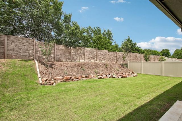 2039 Turtle Creek Way, Norman, OK 73071