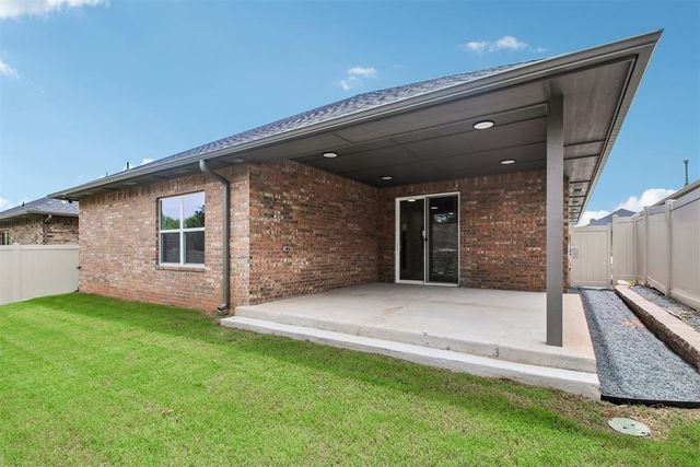 2039 Turtle Creek Way, Norman, OK 73071