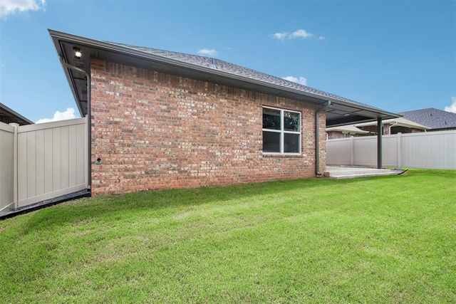 2039 Turtle Creek Way, Norman, OK 73071