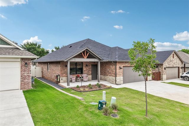 2039 Turtle Creek Way, Norman, OK 73071