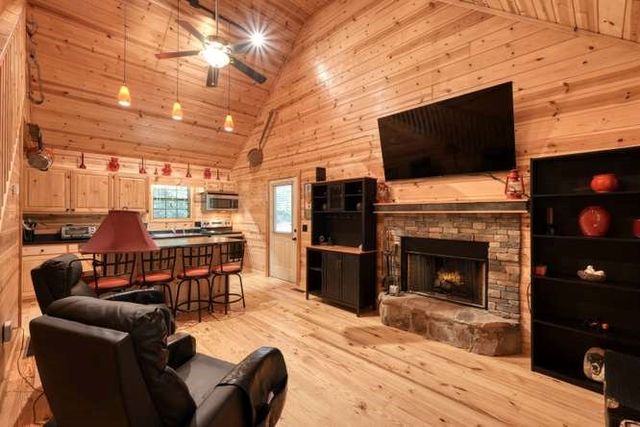 147 Mountain Top View Road, Blairsville, GA 30512