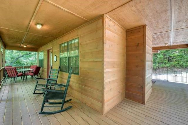 147 Mountain Top View Road, Blairsville, GA 30512