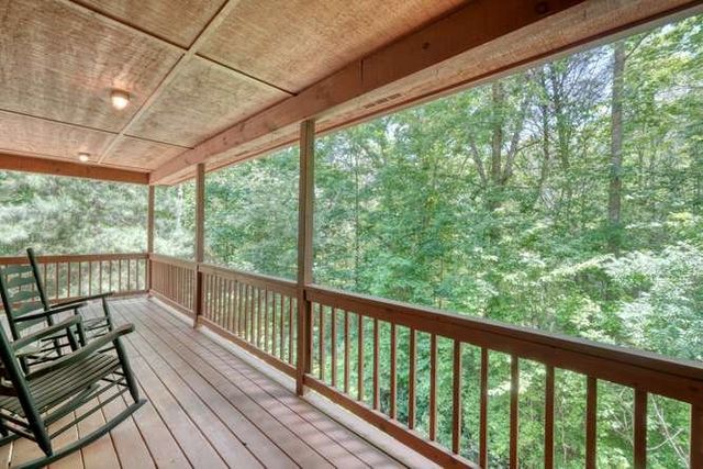 147 Mountain Top View Road, Blairsville, GA 30512