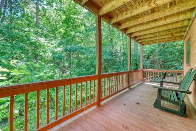 147 Mountain Top View Road, Blairsville, GA 30512