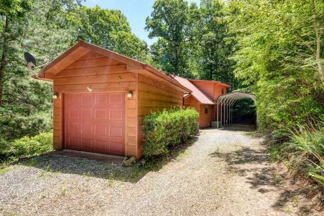 147 Mountain Top View Road, Blairsville, GA 30512