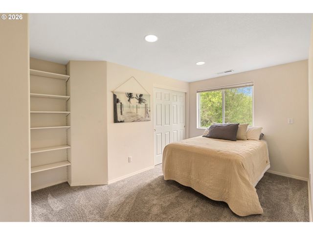 2906 Sw 11TH St, Battle Ground, WA 98604