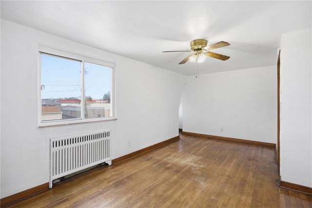 2106 West St, Munhall, PA 15120