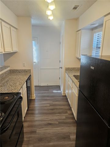 1301 E Central Avenue C-01, Bentonville, AR 72712