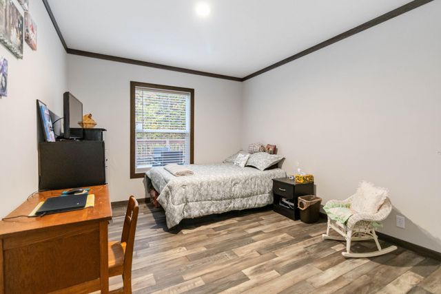 184 Ancient Springs Drive, Hinkle, KY 40953