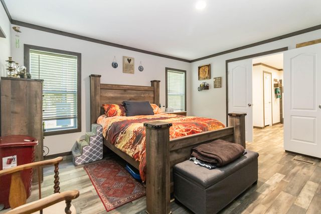 184 Ancient Springs Drive, Hinkle, KY 40953