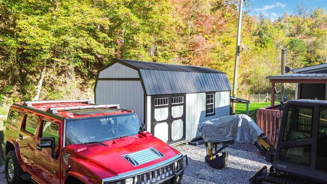 184 Ancient Springs Drive, Hinkle, KY 40953