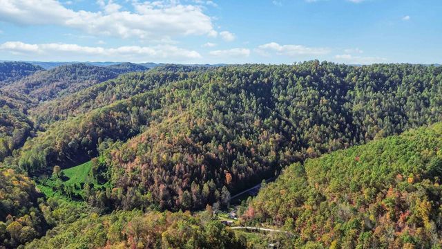 184 Ancient Springs Drive, Hinkle, KY 40953